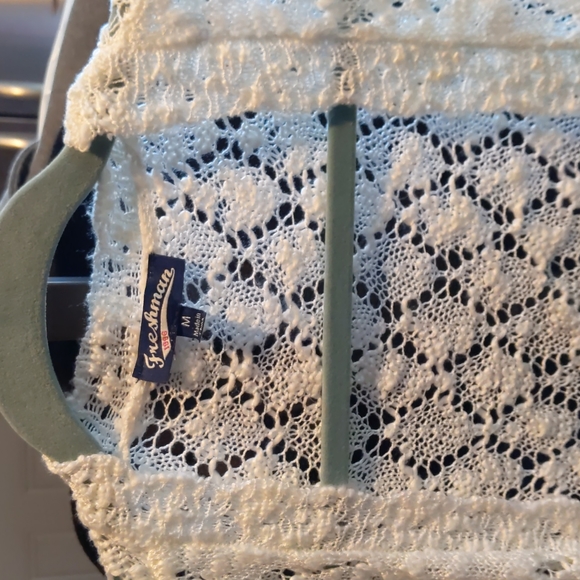 All lace white cardigan - Picture 2 of 3